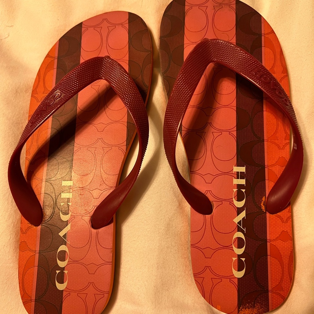 Coach Size 7 flip flops